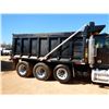 Image 6 : 2000 FREIGHTLINER FLD Dump Truck