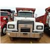 Image 2 : 1993 MACK RD688S Dump Truck