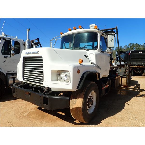 1999 MACK DM690S Roll Off Truck