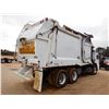 Image 3 : 2005 MACK LE613 Garbage / Sanitation Truck