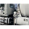 Image 7 : 2015 MACK GU713 Concrete Mixer / Pump Truck