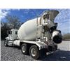 Image 2 : 2015 MACK GU713 Concrete Mixer / Pump Truck