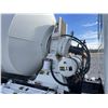Image 12 : 2015 MACK GU713 Concrete Mixer / Pump Truck