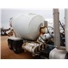 Image 6 : 2011 MACK GU813 Concrete Mixer / Pump Truck