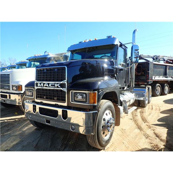 2021 MACK PI64T Day Cab Truck