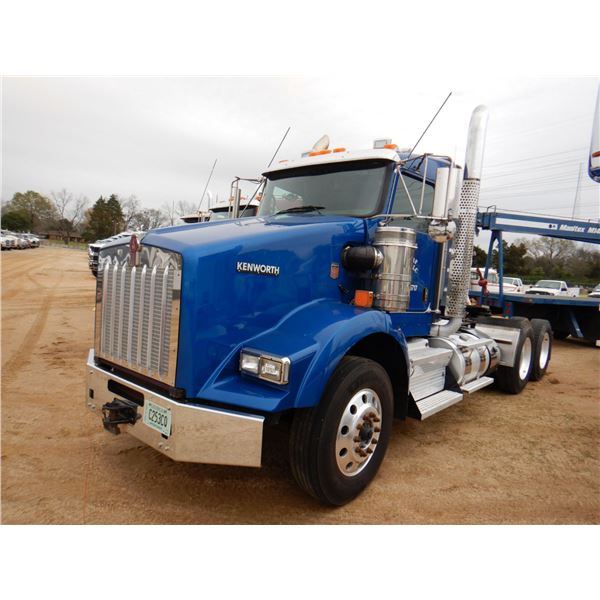 2020 KENWORTH T800 Day Cab Truck
