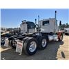 Image 4 : 2021 FREIGHTLINER 122SD Day Cab Truck