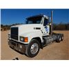 Image 1 : 2016 MACK CHU613 Day Cab Truck