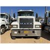Image 6 : 2006 MACK CHN613 Day Cab Truck