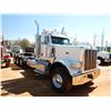 Image 4 : 2014 PETERBILT 388 Day Cab Truck