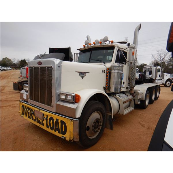 2003 PETERBILT 379 Day Cab Truck