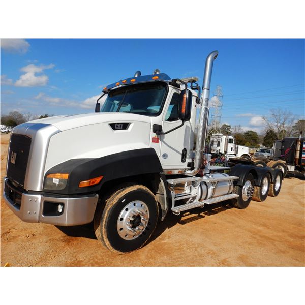 2013 CAT CT660L Day Cab Truck