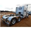 Image 3 : 2005 PETERBILT 379X Sleeper Truck