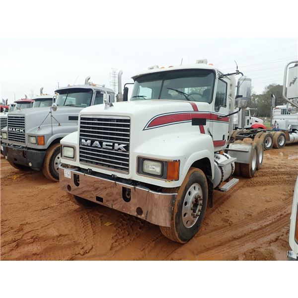 2006 MACK CHN613 Day Cab Truck