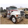 Image 3 : 2005 MACK CHN613 Day Cab Truck