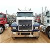 Image 6 : 2014 MACK CHU613 Day Cab Truck