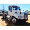 Image 3 : 2010 FREIGHTLINER CASCADIA Day Cab Truck