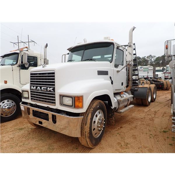 2008 MACK CHU613 Day Cab Truck