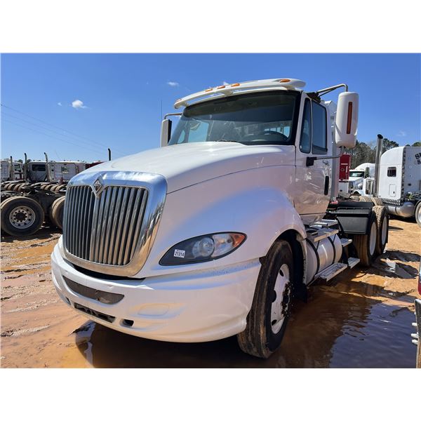 2009 INTERNATIONAL PROSTAR Day Cab Truck