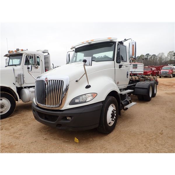 2014 INTERNATIONAL PRO STAR + EAGLE 122  Day Cab Truck
