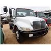 Image 3 : 2003 INTERNATIONAL 4300 Day Cab Truck