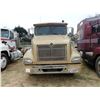 Image 2 : 1999 INTERNATIONAL 9200 Sleeper Truck