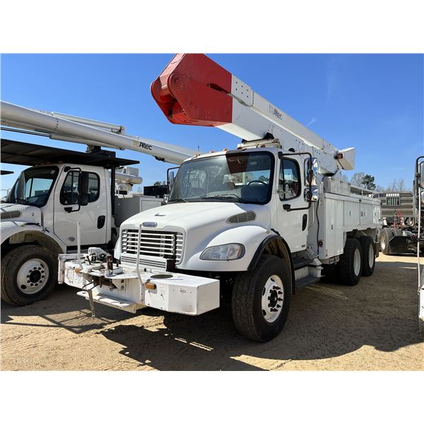 2007 FREIGHTLINER M2 Bucket Truck