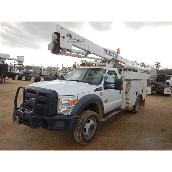2013 FORD F550 XL Bucket Truck