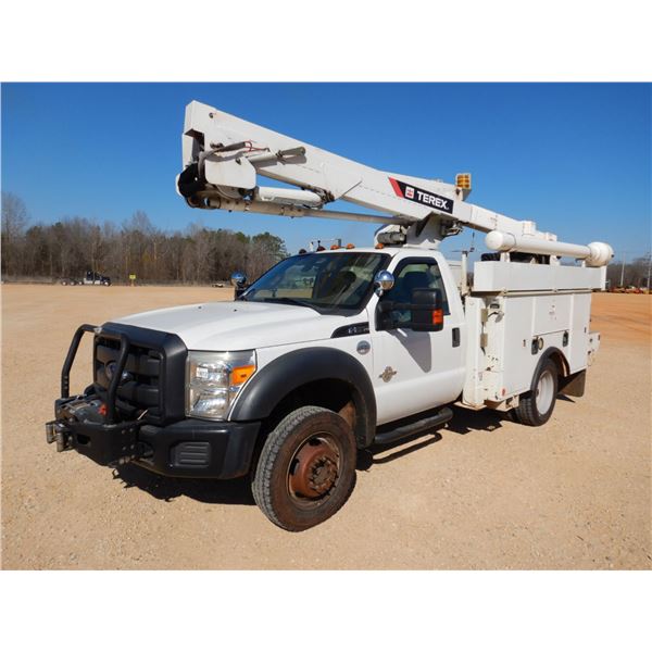 2013 FORD F550 XL Bucket Truck