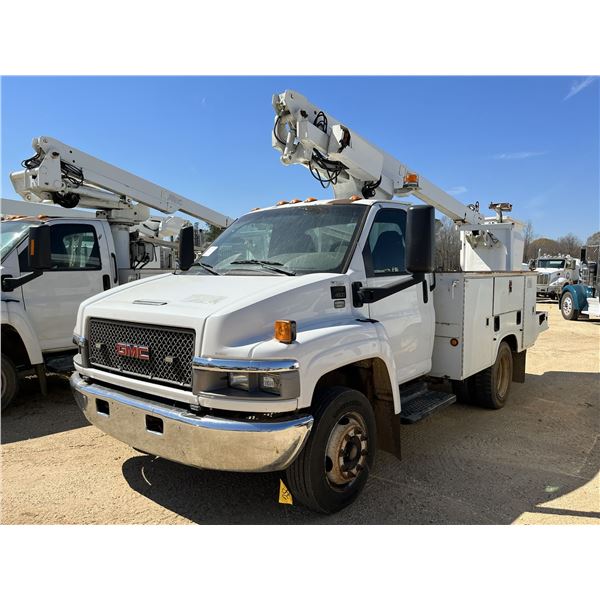 2005 GMC C4500 Bucket Truck