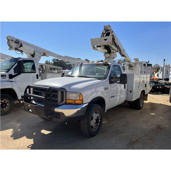 2000 FORD F450 XL Bucket Truck