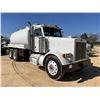 Image 5 : 1995 PETERBILT 357 Vacuum Truck