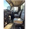 Image 8 : 1995 INTERNATIONAL 4900 SPREADER TRUCK Plow / Spreader Truck