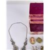 Image 3 : Collection of Costume Jewelry