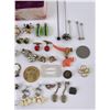 Image 6 : Collection of Costume Jewelry