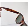 Image 6 : Vintage Ray Ban Wayfarer Tortoise Shell Sunglasses