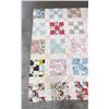 Image 2 : Vintage Handmade Block Pattern Quilt