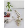 Image 8 : Collection of Assorted Collectables