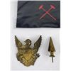 Image 2 : 1881 US Artillery Helmet Insignia Chevron