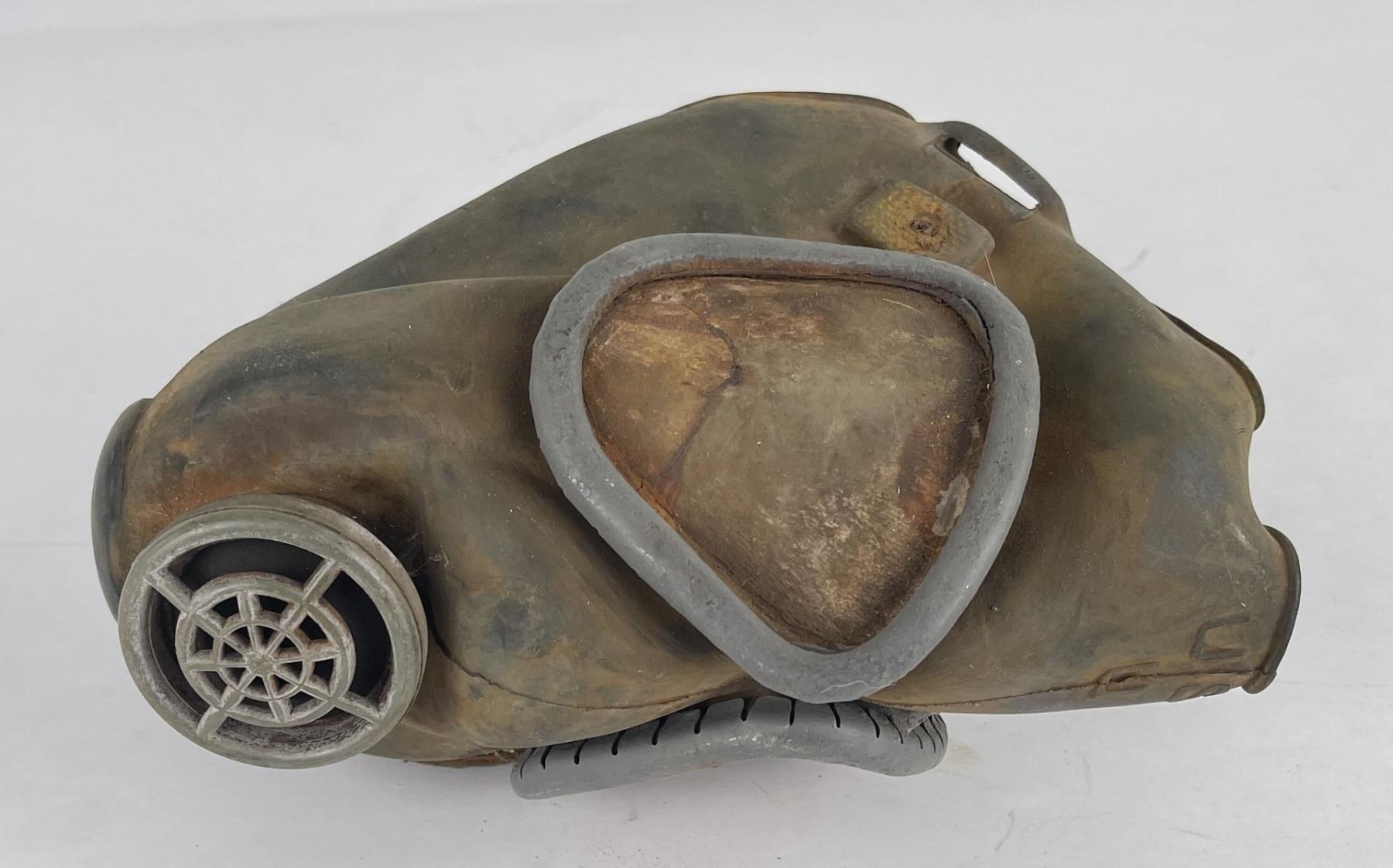 WW2 D Day M5 Airborne Gas Mask 44625766 1