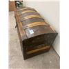 Image 2 : Steamer trunk - dome top c/w tray - 30" W X 18" H X 16" D