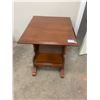 Image 1 : Maple end table - 1 drawer open bottom - 22"H X 20"W X 24"D
