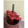 Image 3 : Fruit press - 38" tall, refurbished