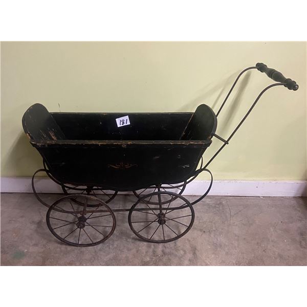 Stroller - Lute 1800's, steel wheels, wooden cradle 33 long 18" high