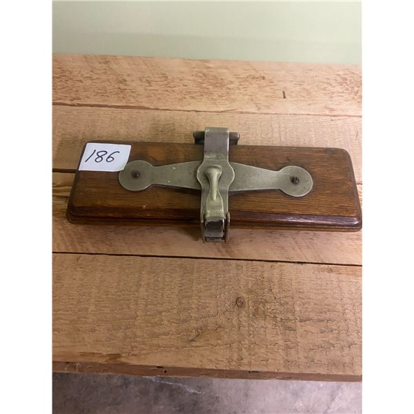 Oak tie press - 12" long Watt's premium - rare piece
