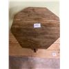 Image 2 : Oak accessory table 18"H X 15"W arts & crafts style