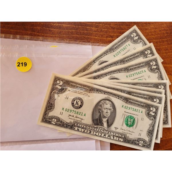 7 Uncirculated US $2.00 bills consecutive serial numbers 5821-5827