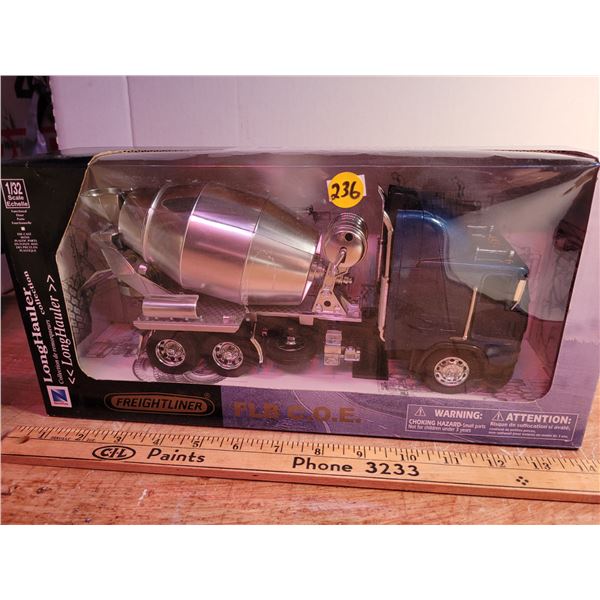 Freightliner FLB C.O.E. cement mixer truck, die cast