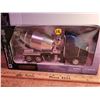 Image 1 : Freightliner FLB C.O.E. cement mixer truck, die cast