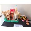 Image 2 : 1974 FISHER PRICE CASTLE WITH ACCESSORIES INCLUDING RARE PINK DRAGON